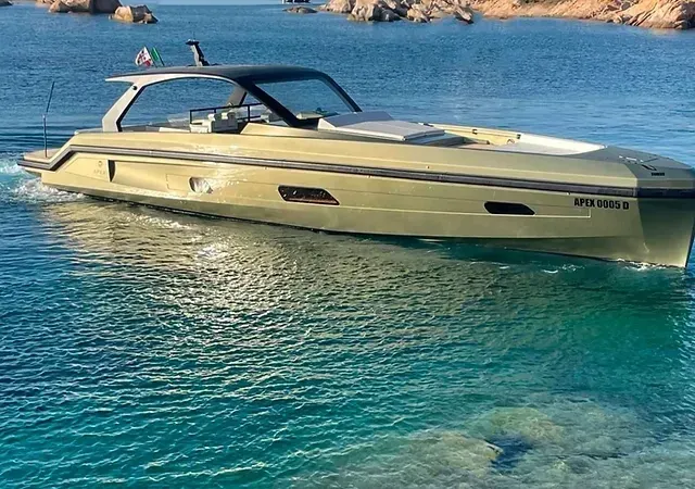 Private Yacht Charter Sharm El Sheikh: A Premium Red Sea Escape on Your Terms